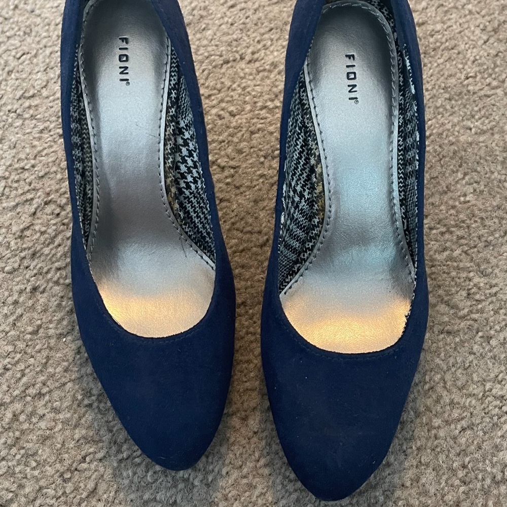 Navy Blue suede Fioni heels size 7M